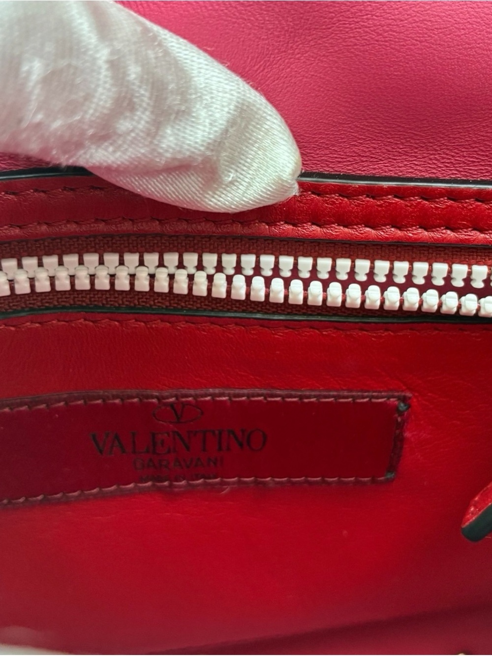 Valentino Garavani Rockstud Spike Pink Quilted Leather Shoulder Bag - Picture 7 of 12